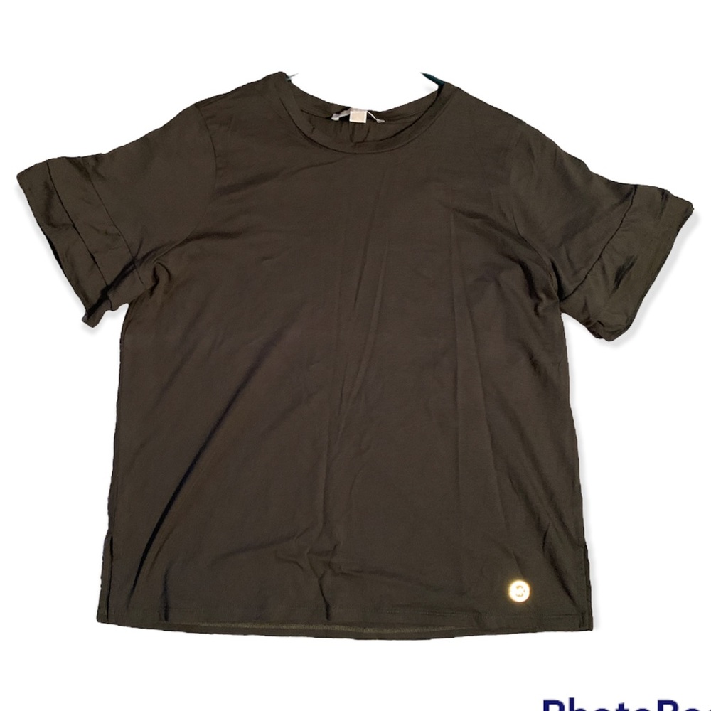 Olive green ruffle sleeve Michael Kors top. Size Large
